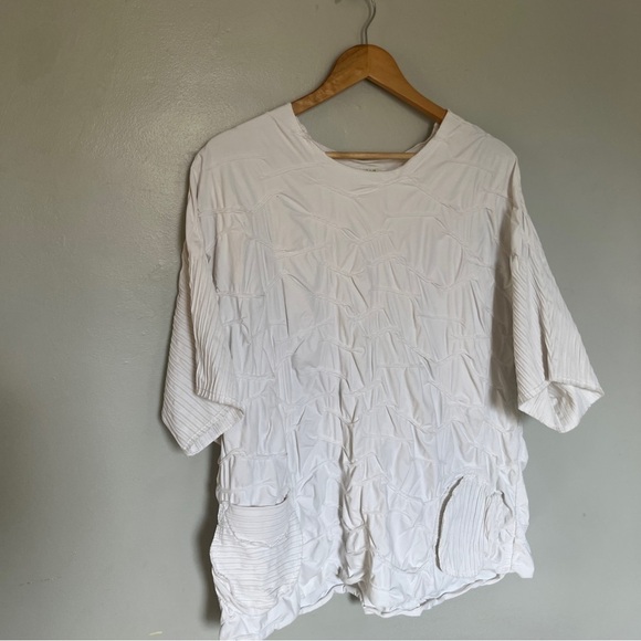 27 Aug A.M. Textured White Oversized Tunic Top – Size X-Large. ONE OF A KIND - Picture 7 of 13